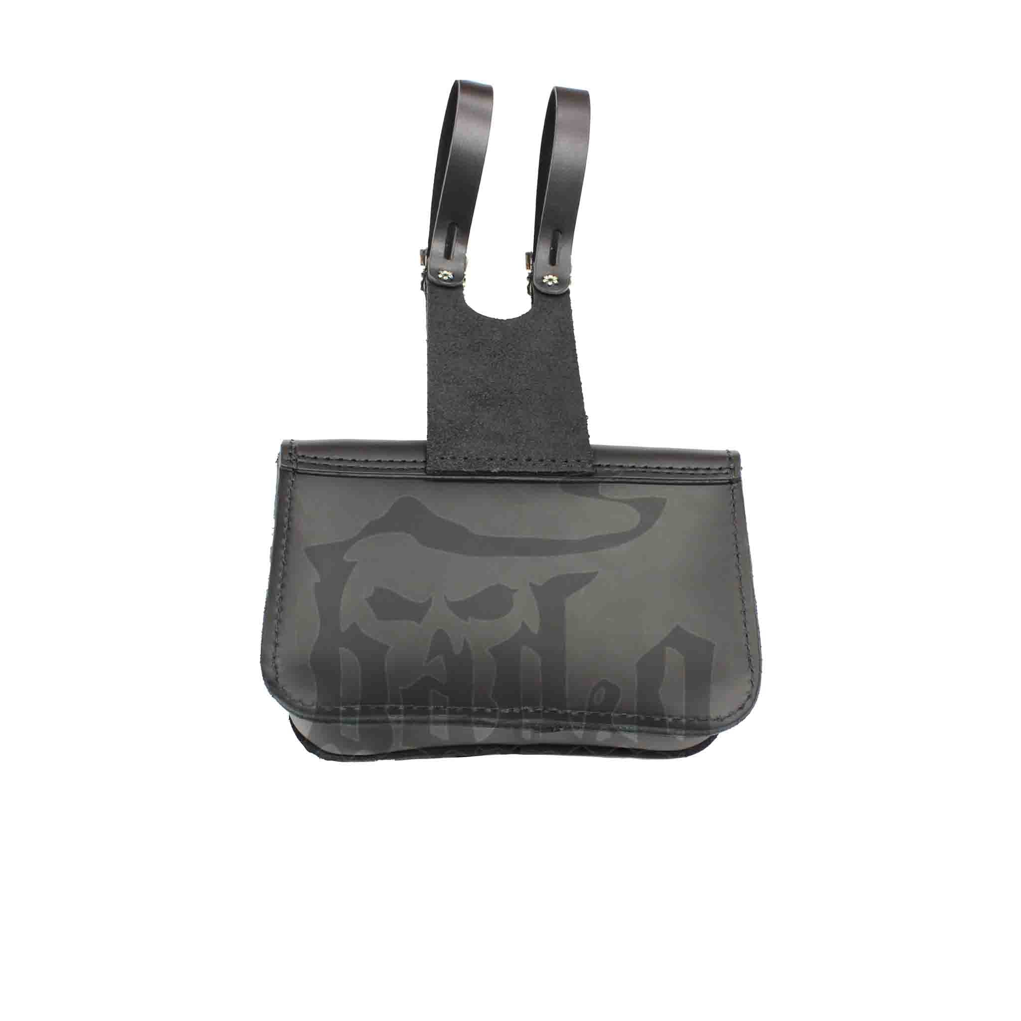 Upgrade your Harley-Davidson® Dyna with the DBB051 Dyna Strap On Battery Bag. Hand crafted in USA with premium leather and top quality hardware. Durable and stylish, it's the perfect fit for your motorcycle.