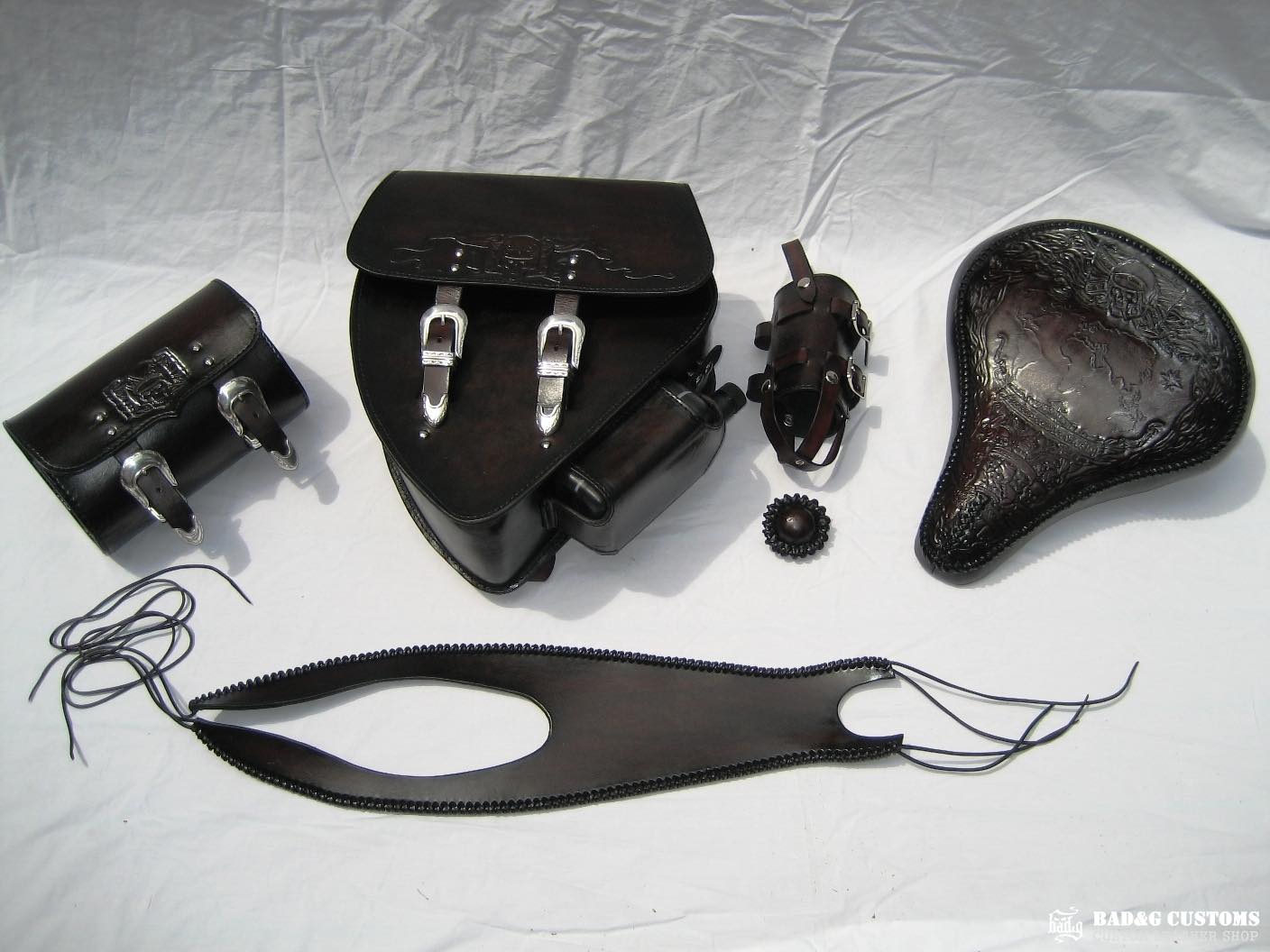 Doug Wothke Round The World Harley-Davidson Panhead Seat and Saddlebags Set