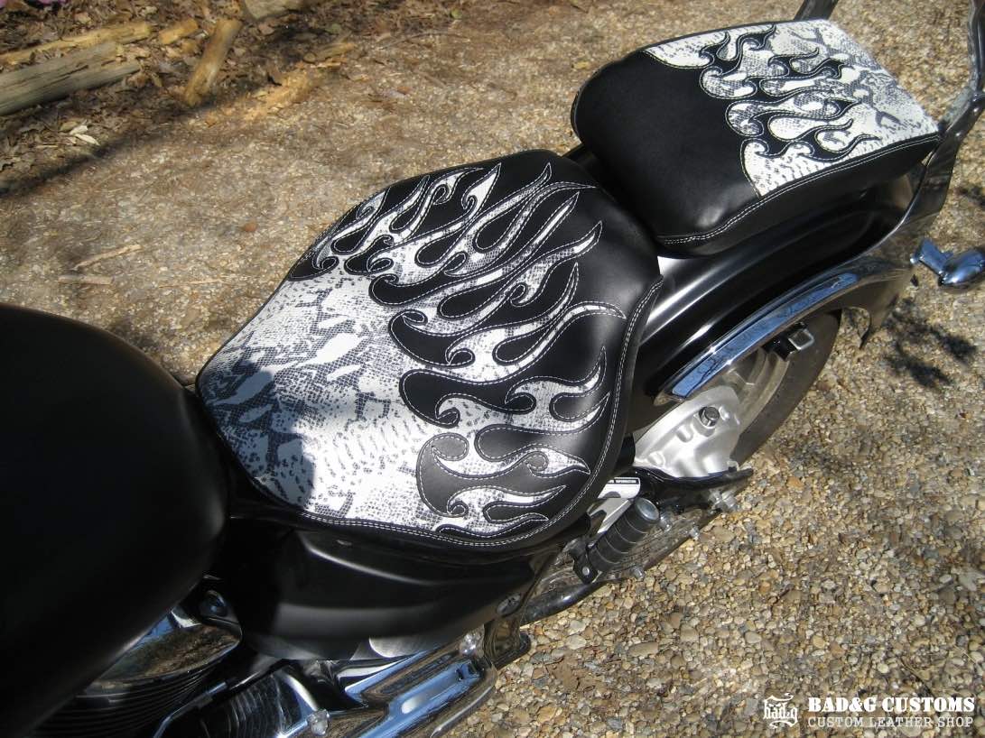 Yamaha V-Star Snake Skin Flames Custom Seat